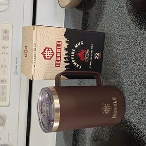 Insulated coffee mug